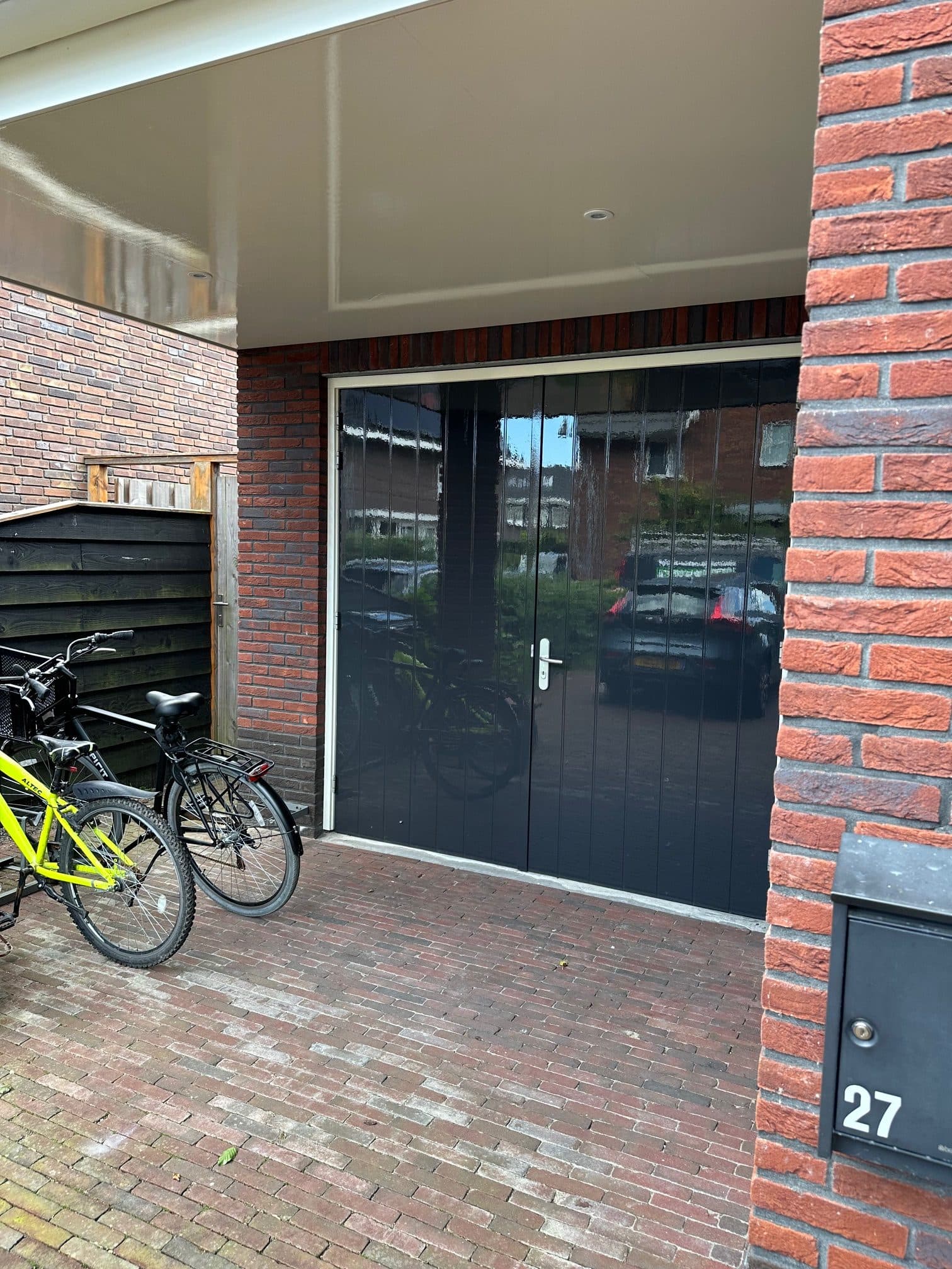 resultaat buitenschilderwerk — fris geschilderde woning