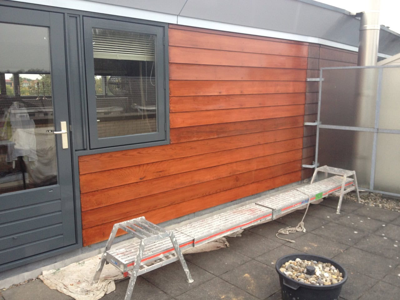 Redcedar hout gevelbekleding voor buitenrenovatie.